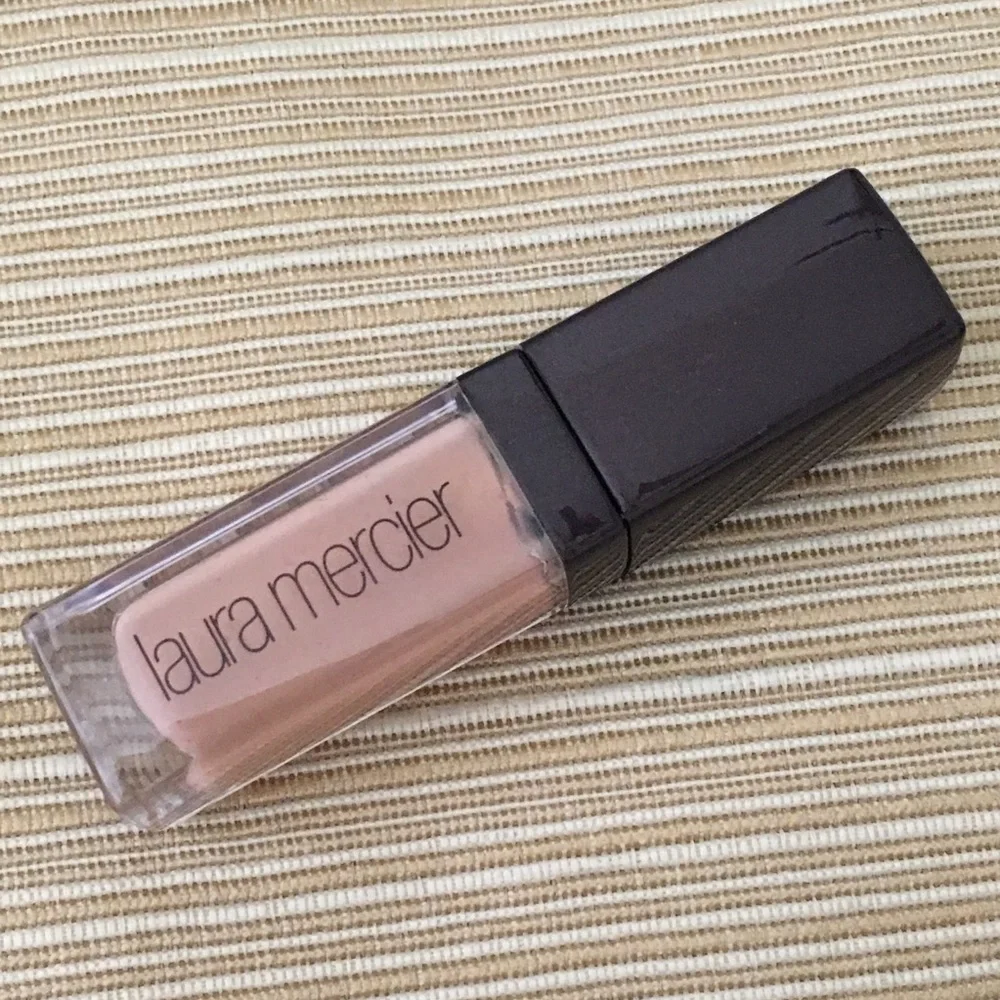 Laura Mercier 3-pc Makeup Set: Loose Setting Powder, Lip Glacé and Eye Pencil